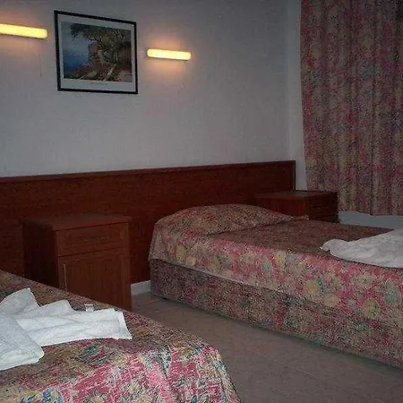 Hotel de apartamente Seda 3*