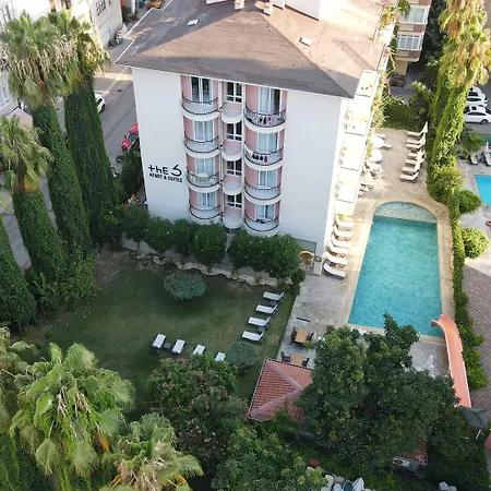The S & Aparthotel