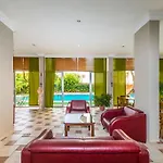 The S Apart & Suites Hotel 3*